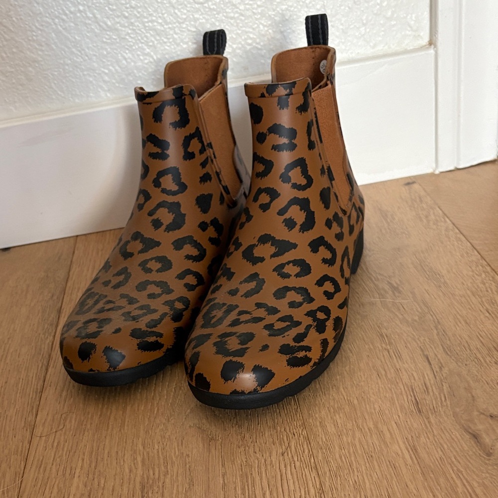 Hunter Leopard Print Ankle Boots